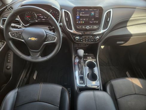 Used 2023 Chevrolet Equinox Premier FWD image 30