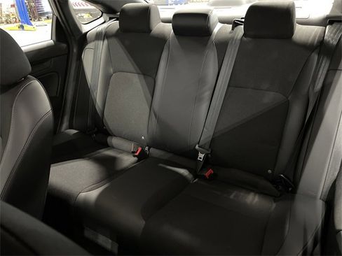 Used 2023 Honda Civic Sport image 27