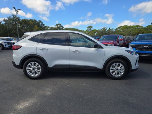 New 2026 Ford Escape Active w/ Tech Pack #1 FWD image 3