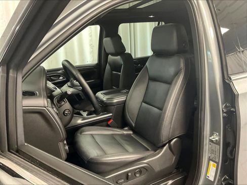 Used 2023 Chevrolet Tahoe LT w/ LT Signature Plus Package image 10