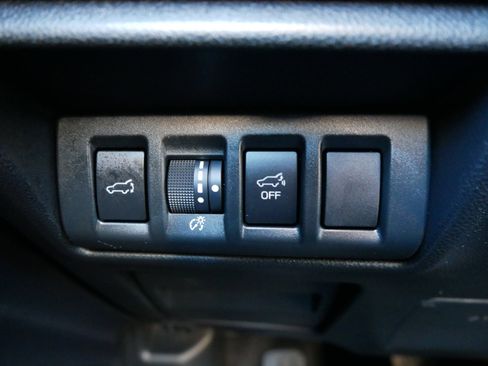 Certified 2025 Subaru Outback Limited image 26