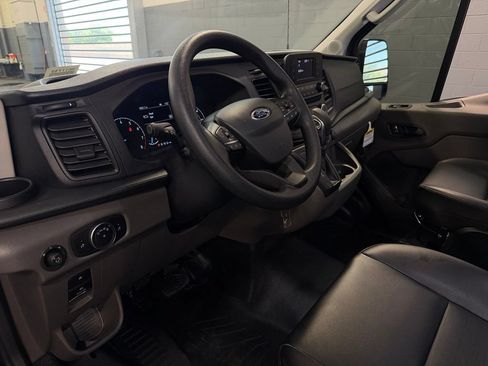 Used 2025 Ford Transit 250 148 High Roof Extended RWD image 19