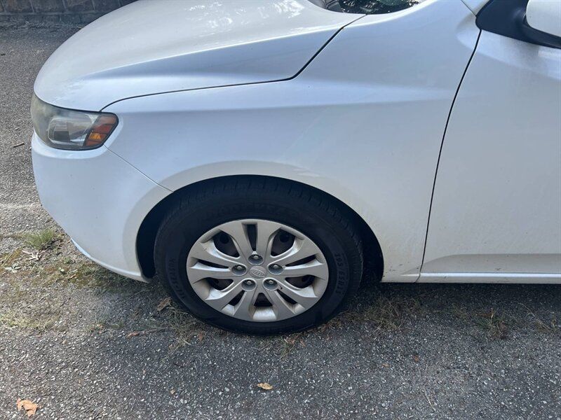 Used 2013 Kia Forte EX FWD image 17