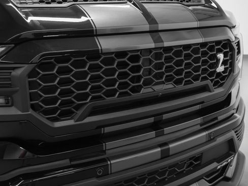 Used 2025 Ford F150 Lariat w/ Equipment Group 502A High AWD/4WD image 5