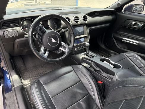 Used 2020 Ford Mustang Coupe RWD image 6