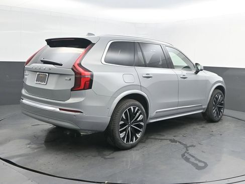 New 2026 Volvo XC90 B6 Ultra w/ Protection Package AWD/4WD image 7