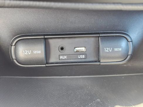 Used 2016 Kia Soul FWD image 26