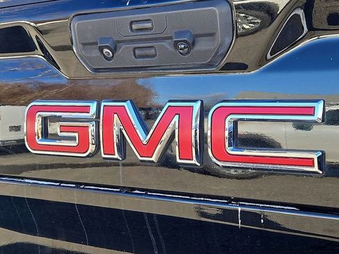 Used 2021 GMC Sierra 2500 Denali w/ Denali Black Diamond Edition image 31