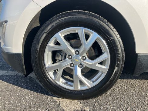 Used 2018 Chevrolet Equinox Premier image 31