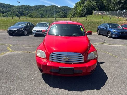 Used 2009 Chevrolet HHR LT FWD image 3