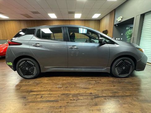 Used 2023 Nissan Leaf SV Plus image 6