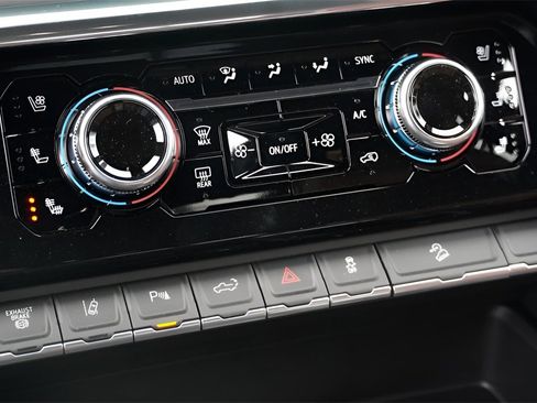 New 2026 GMC Sierra 2500 Denali Ultimate w/ Max Trailering Package image 17