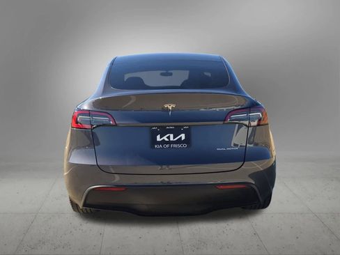 Used 2023 Tesla Model Y Long Range image 5