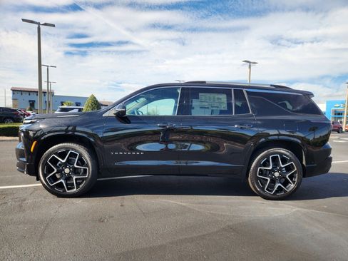 New 2026 Chevrolet Traverse High Country image 3