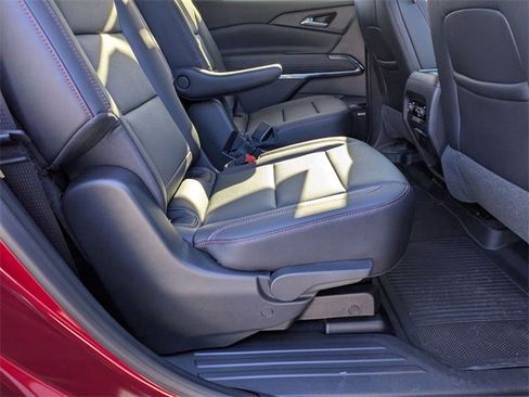 New 2026 Chevrolet Traverse Z71 w/ Enhanced Driving Package image 37