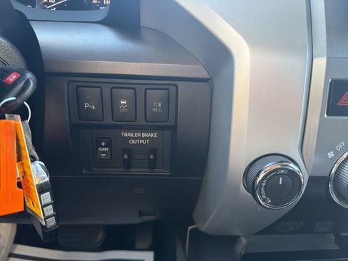 Used 2018 Toyota Tundra SR5 w/ TRD Sport Package AWD/4WD image 17