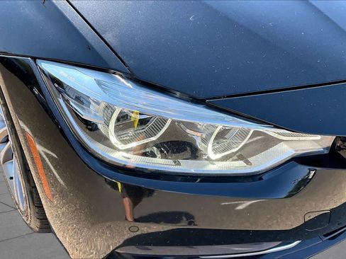 Used 2018 BMW 330e w/ Premium Package RWD image 27