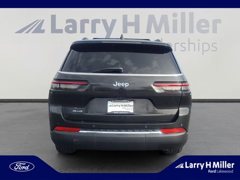 Used 2023 Jeep Grand Cherokee L Limited image 4