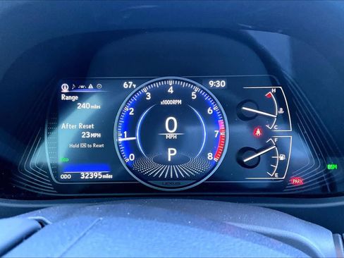 Used 2022 Lexus UX 200 w/ Accessory Package (Z1) FWD image 25