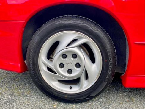 Used 1994 Pontiac Firebird Formula RWD image 23