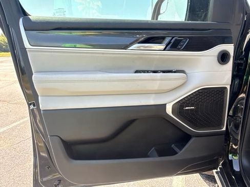 Used 2022 Jeep Wagoneer Series I w/ Convenience Group I AWD/4WD image 14