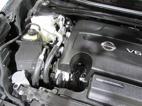 Used 2023 Nissan Murano SV image 94