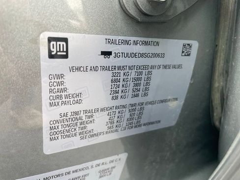 Used 2025 GMC Sierra 1500 SLT image 46