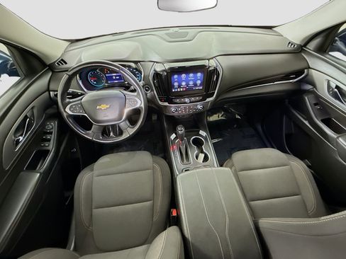 Used 2020 Chevrolet Traverse LT image 24