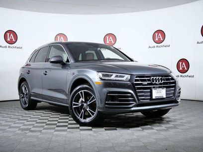 Used 2020 Audi Q5 e Prestige w/ Prestige Package