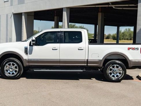 Used 2020 Ford F250 Lariat w/ Lariat Value Package image 6