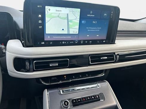 New 2026 Lincoln Aviator AWD image 15