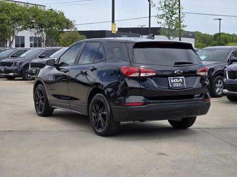 Used 2023 Chevrolet Equinox LS w/ Midnight Edition image 3