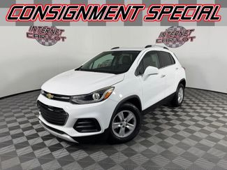 Used 2017 Chevrolet Trax LT w/ LT Convenience Package FWD video 1