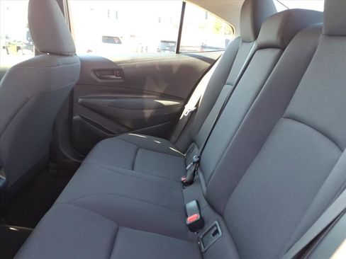 Used 2024 Toyota Corolla LE image 35