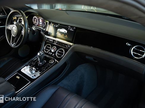Used 2020 Bentley Continental GT image 26