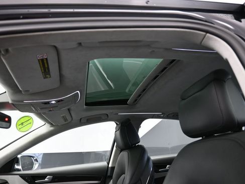Used 2014 Audi S8 AWD/4WD image 31