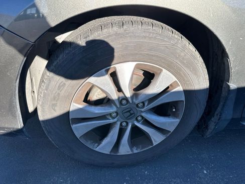 Used 2014 Honda Accord LX image 5