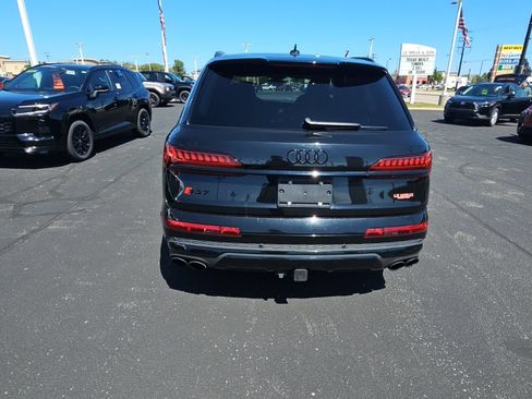 Used 2023 Audi SQ7 Premium Plus AWD/4WD image 4