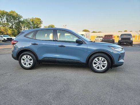 Used 2023 Ford Escape FWD image 4