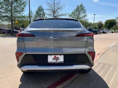 Used 2025 Buick Envista Preferred image 7