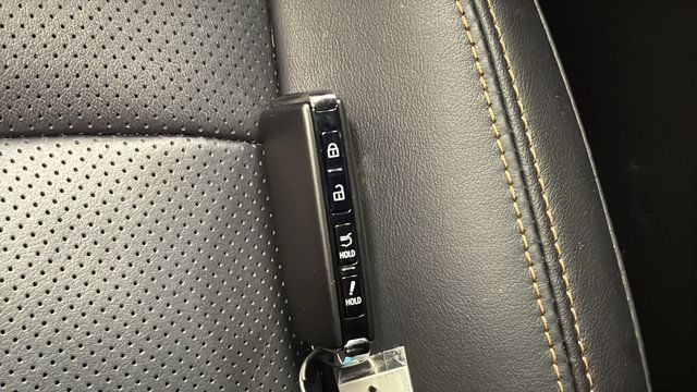 Used 2025 MAZDA CX-70 3.3 Turbo S w/ Premium Package AWD/4WD image 21