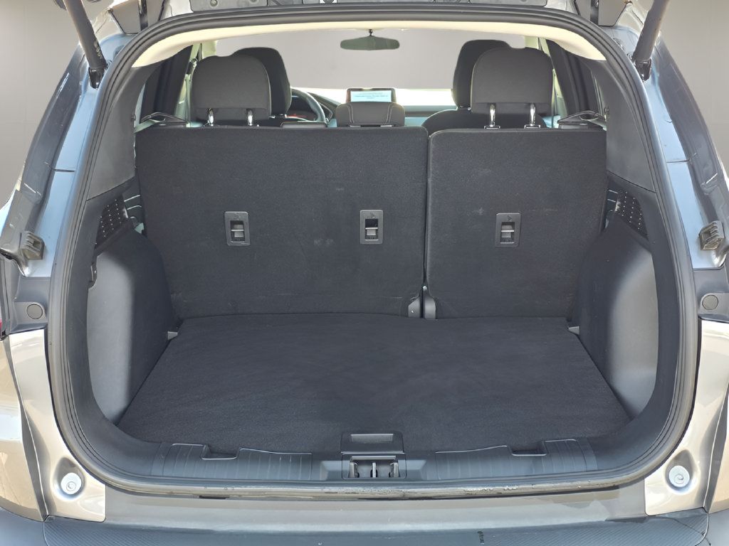 Certified 2024 Ford Escape Active AWD/4WD image 10