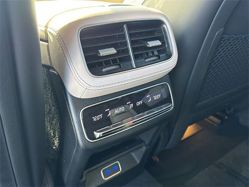 Used 2025 Mercedes-Benz GLE 53 AMG GLE 53 AMG image 12