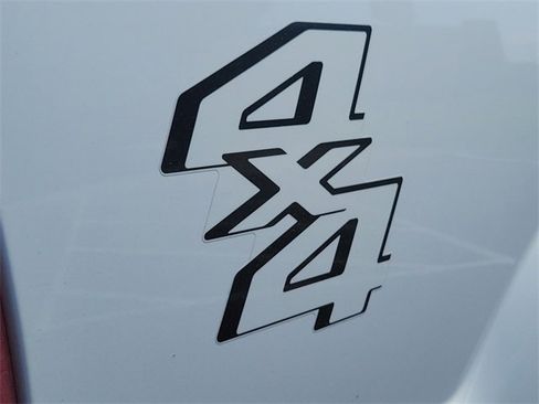 Used 2016 Ford F250 Lariat w/ Lariat Ultimate Package AWD/4WD image 11