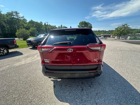 Used 2023 Toyota RAV4 XLE w/ Convenience Package AWD/4WD image 4