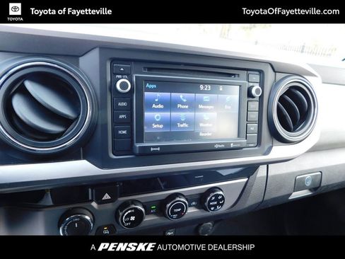 Used 2017 Toyota Tacoma SR5 image 9