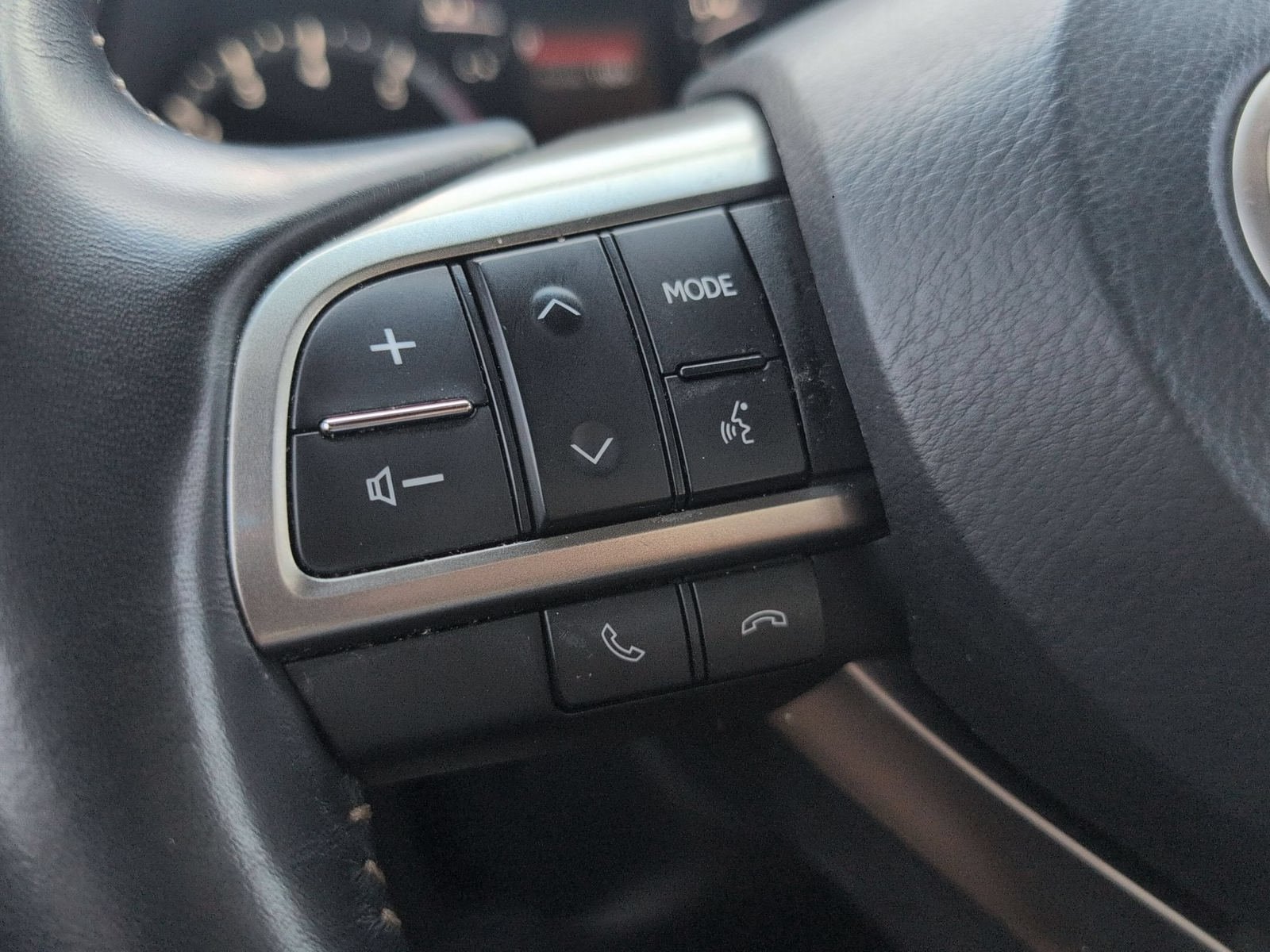 Used 2023 Lexus GX 460 Luxury w/ Sport Design Package AWD/4WD image 13