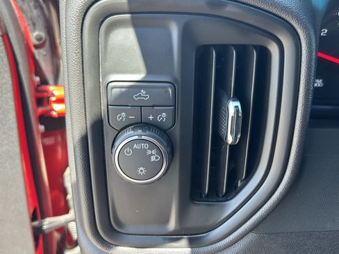 Used 2024 Chevrolet Silverado 1500 Custom w/ Turbomax Blackout Package RWD image 31