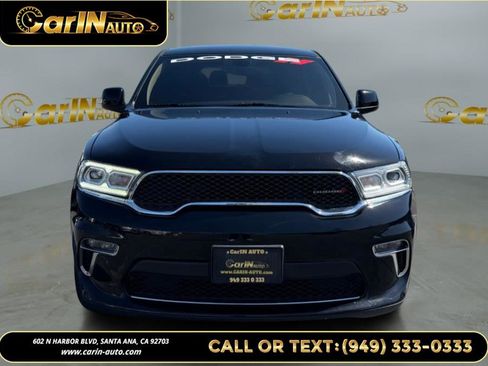 Used 2021 Dodge Durango SXT w/ 3rd Row Seating Group RWD image 2