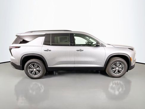 New 2026 Chevrolet Traverse LT w/ Enhanced Driving Package image 8